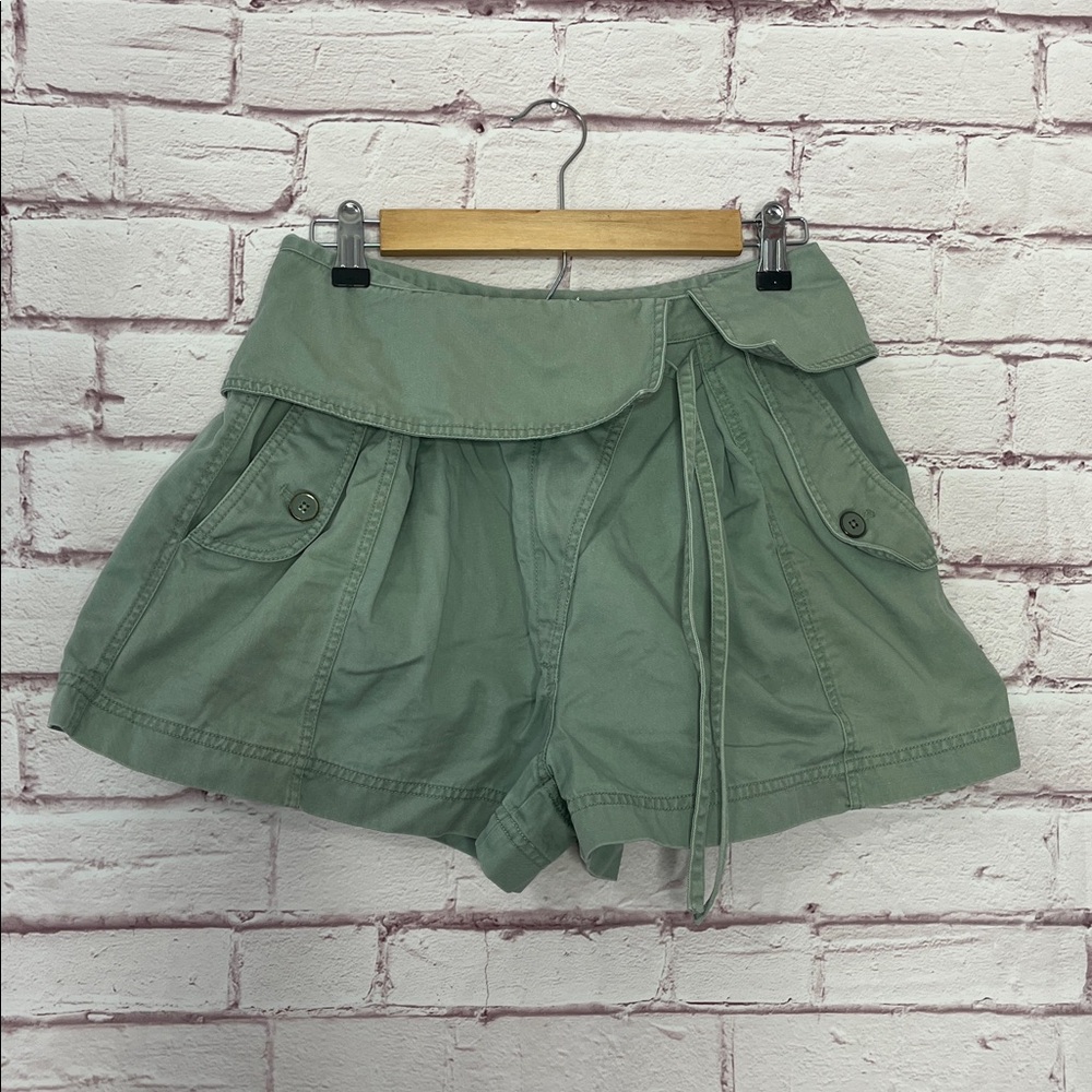 Ulla Johnson Carter Cotton Twill Shorts in Sage Like New Size 4 - Picture 4 of 11